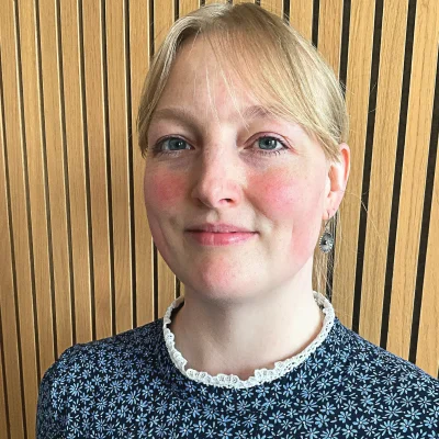 Forsidekunstner Tanja Hass